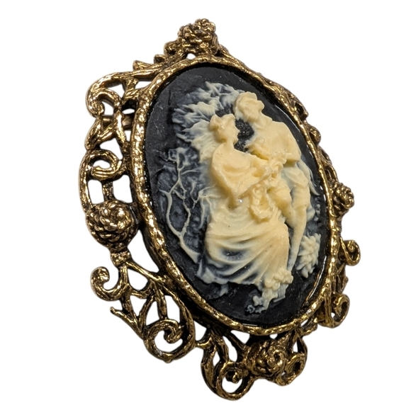 CAMEO Cream Black Silhouette Brooch Vintage Romantic Golden Pin - Picture 3 of 8